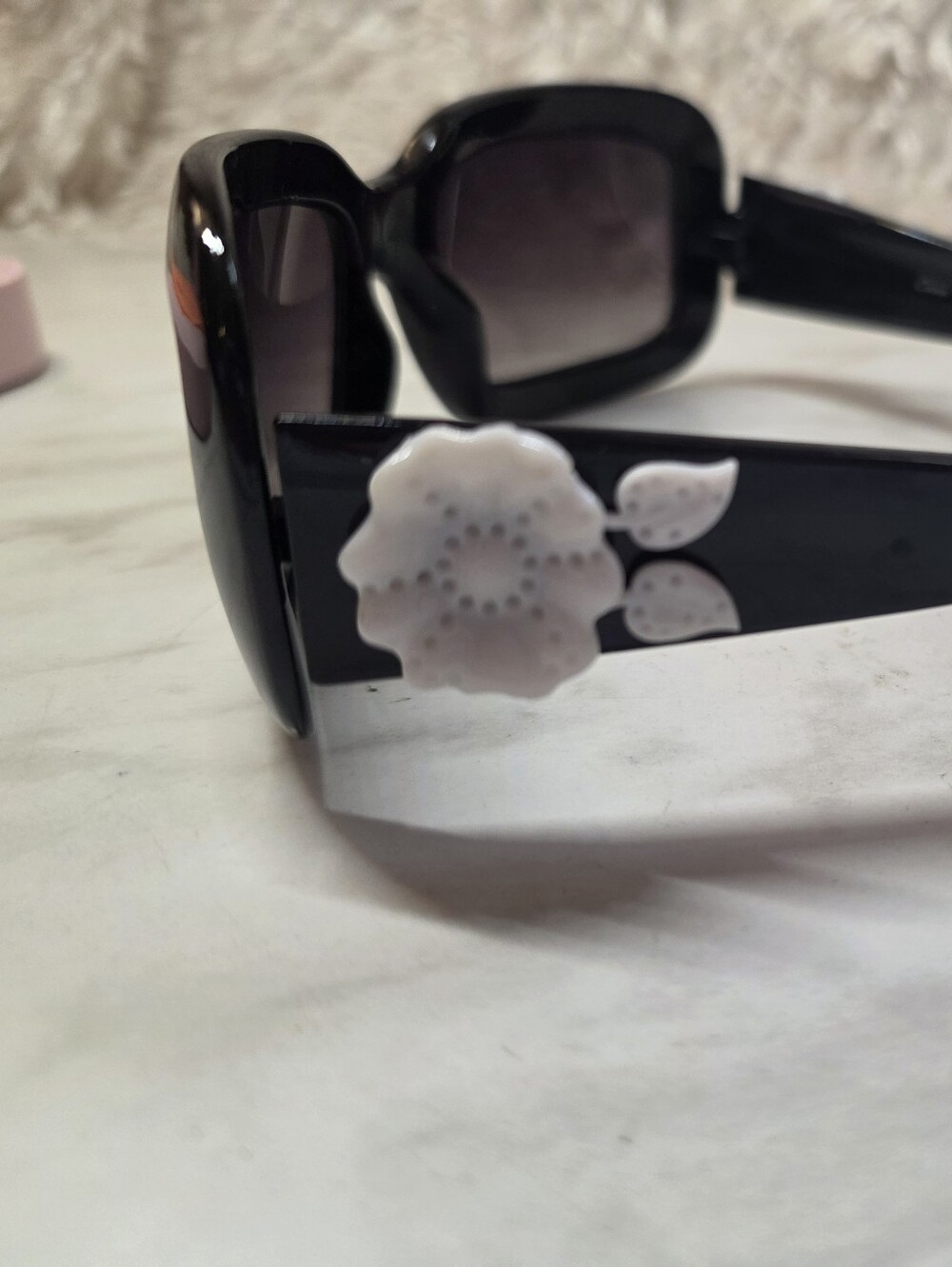 Black Women’s Sunglasses with White Floral Accent